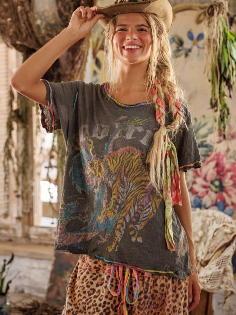Magnolia Pearl Arcoiris Tee